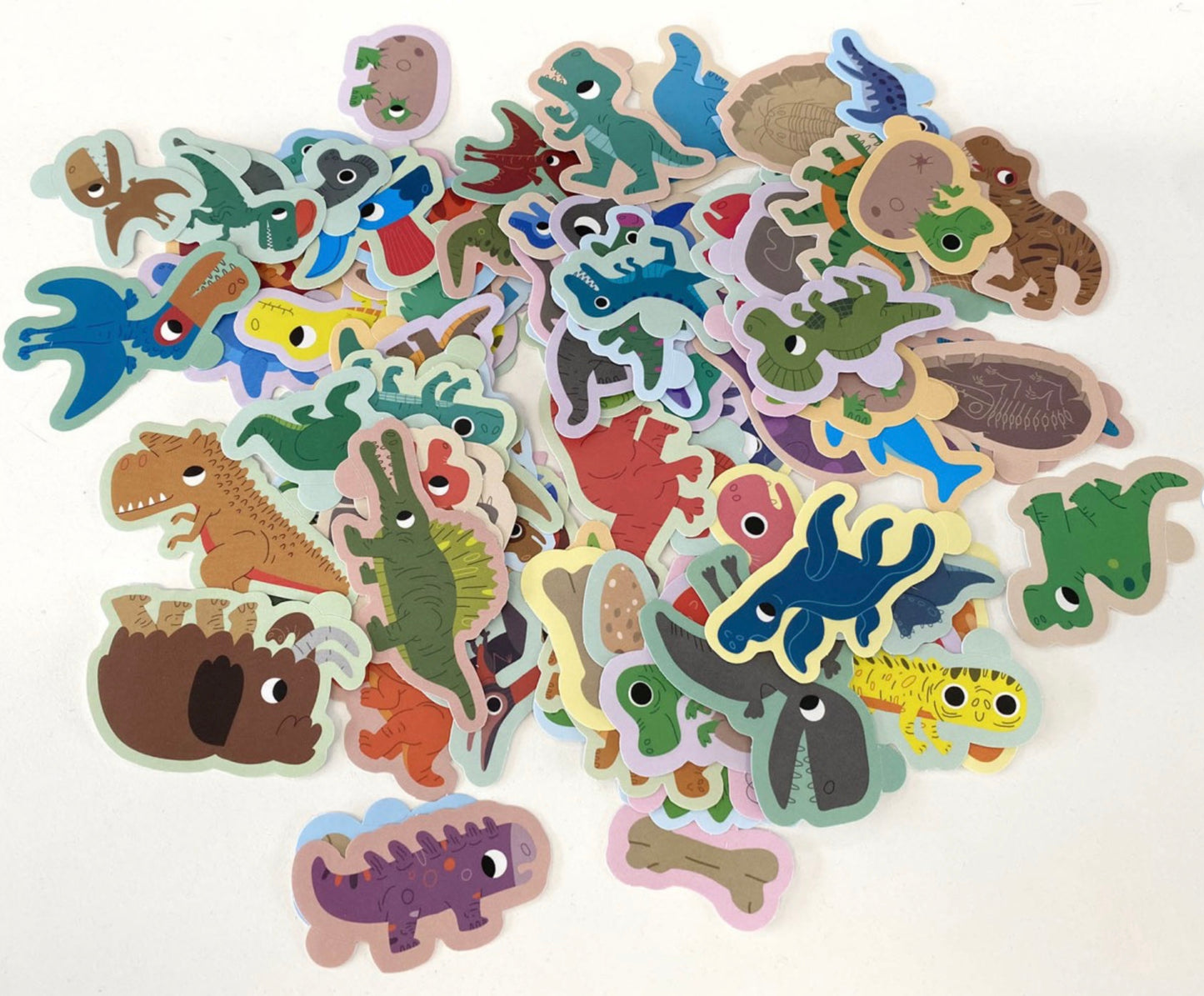 100 GOMMETTES - DINOSAURES *